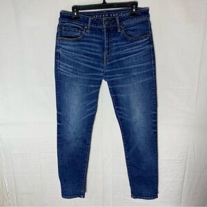 American Eagle Outfitters Med Dark Wash Airflex+ Athletic Skinny Jeans 31